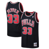 33-Scottie Pippen Chicago Bulls Hardwood Classics Swingman Jersey - Black